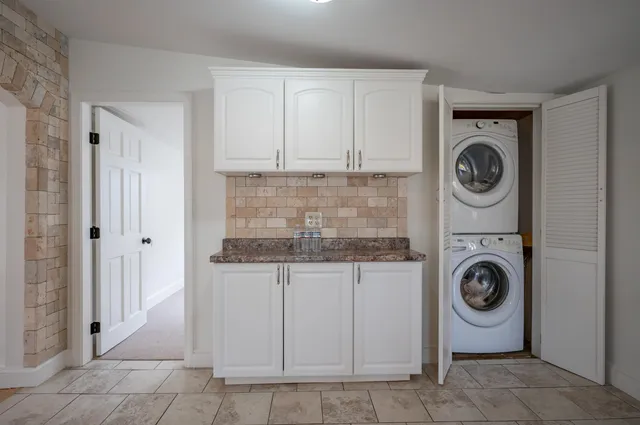 $675,000 | 94 Lakeshore Drive, Northwood, NH 03261