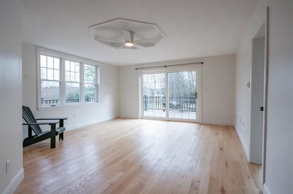 $675,000 | 94 Lakeshore Drive, Northwood, NH 03261
