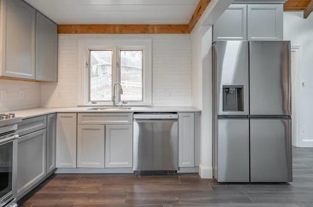 $675,000 | 94 Lakeshore Drive, Northwood, NH 03261