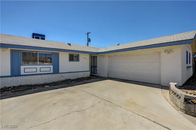 $2,030 | 6413 Bannock Way, Las Vegas, NV 89107