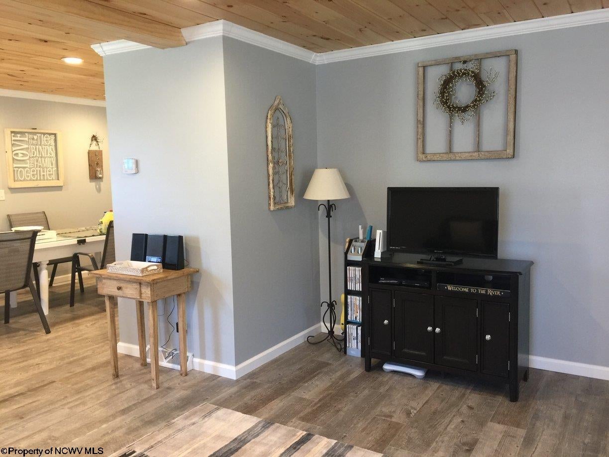 23 Poplar Street Hendricks, WV 26271 - Photo 20 of 30 Gallery Image 20