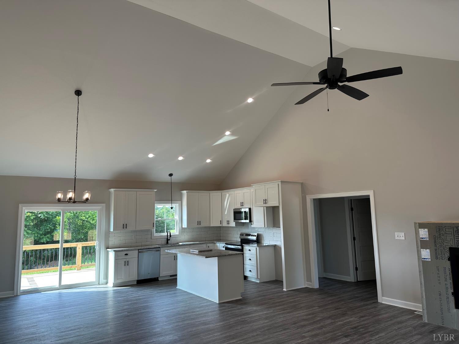 9798 Leesville Road Evington, VA 24550 - Photo 3 of 8 Gallery Image 3