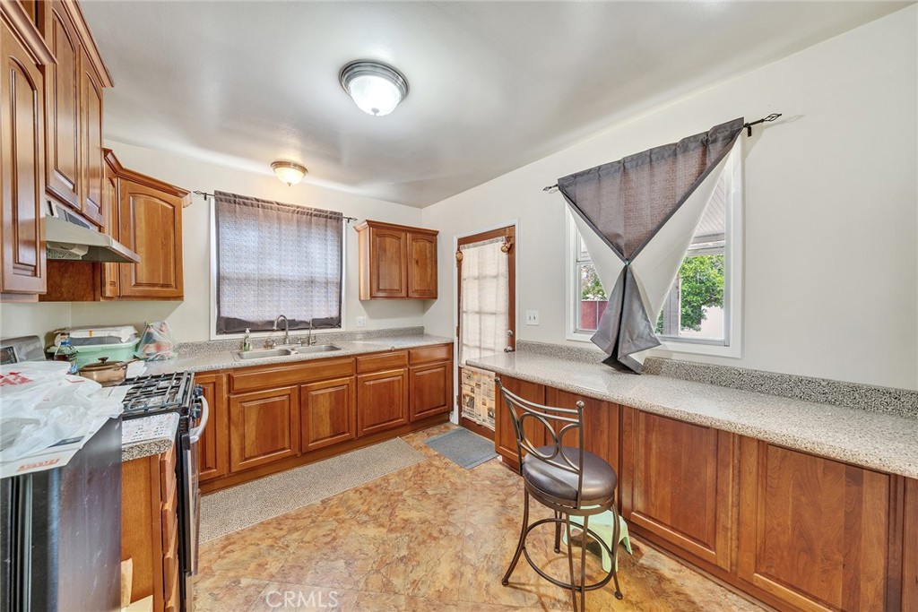 5349 Buffington Road El Monte, CA 91732 - Photo 12 of 21