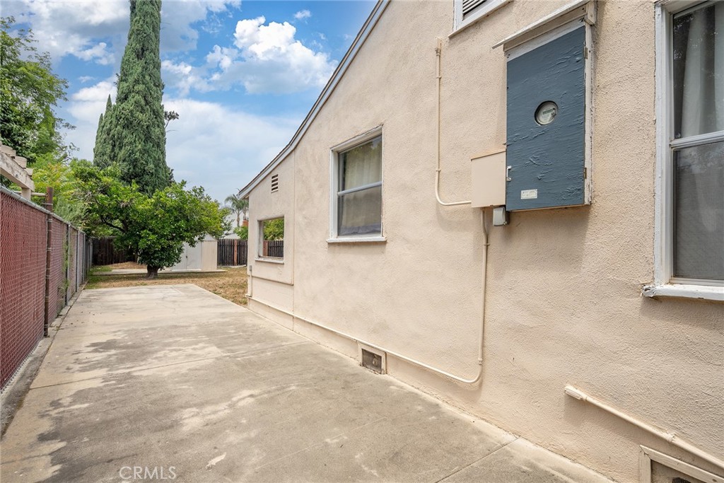 5349 Buffington Road El Monte, CA 91732 - Photo 17 of 21