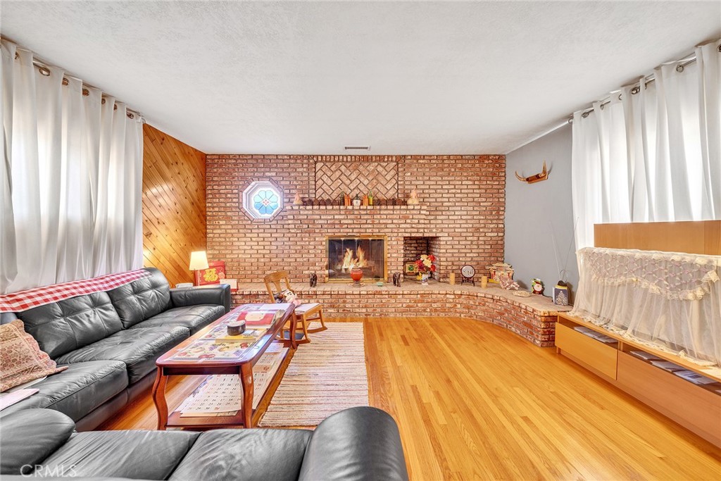 5349 Buffington Road El Monte, CA 91732 - Photo 5 of 21