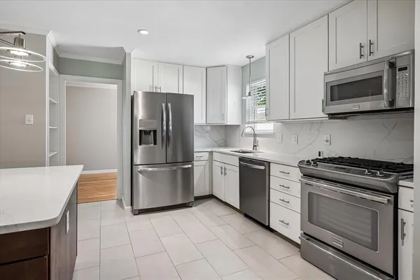 $499,999 | 1831 Swan Drive, Dallas, TX 75228