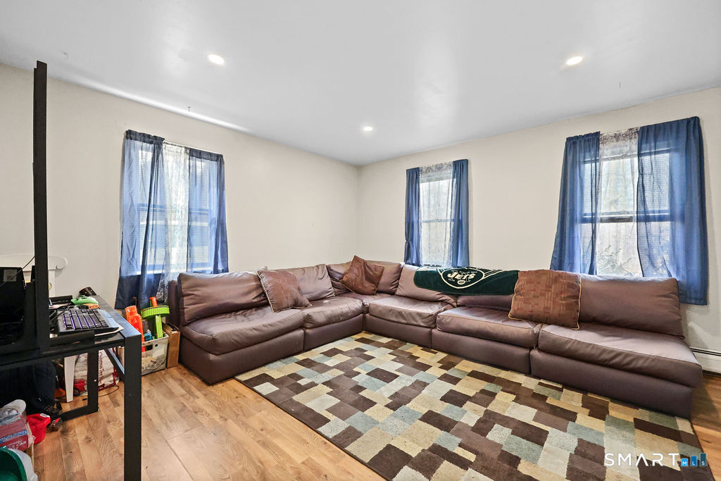 123 Jacob Road Southbury, CT 06488 - Photo 27 of 40