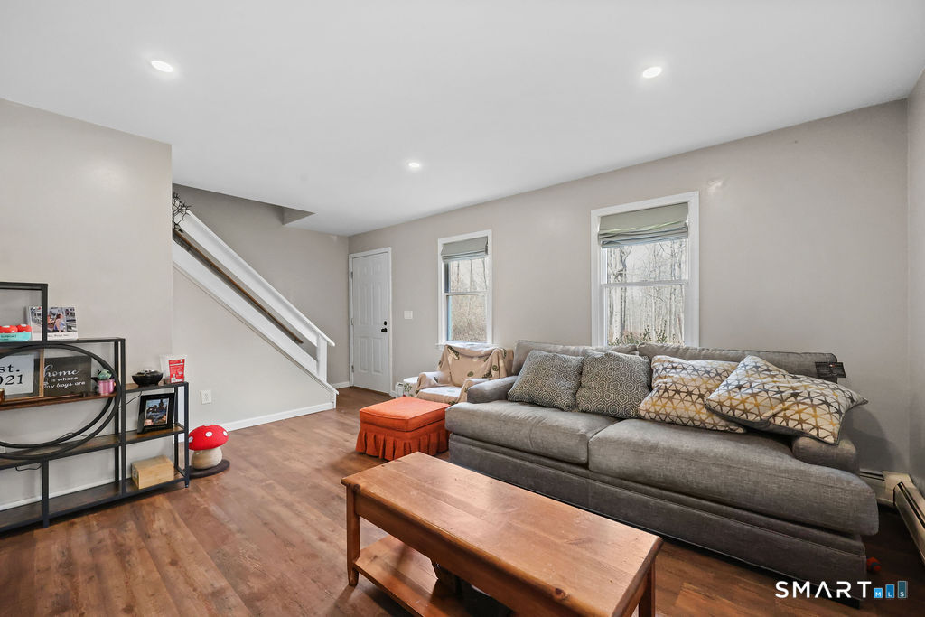 123 Jacob Road Southbury, CT 06488 - Photo 9 of 40