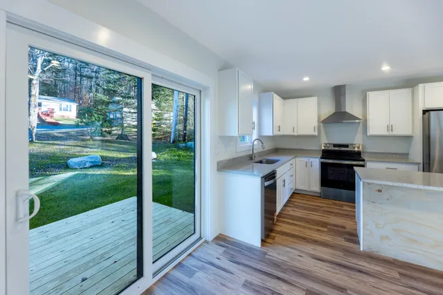 $499,000 | 216 Quechee-Hartland Road, Hartford, VT 05001