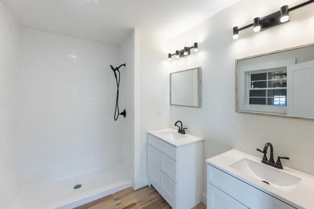 $499,000 | 216 Quechee-Hartland Road, Hartford, VT 05001