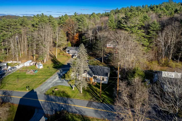 $499,000 | 216 Quechee-Hartland Road, Hartford, VT 05001