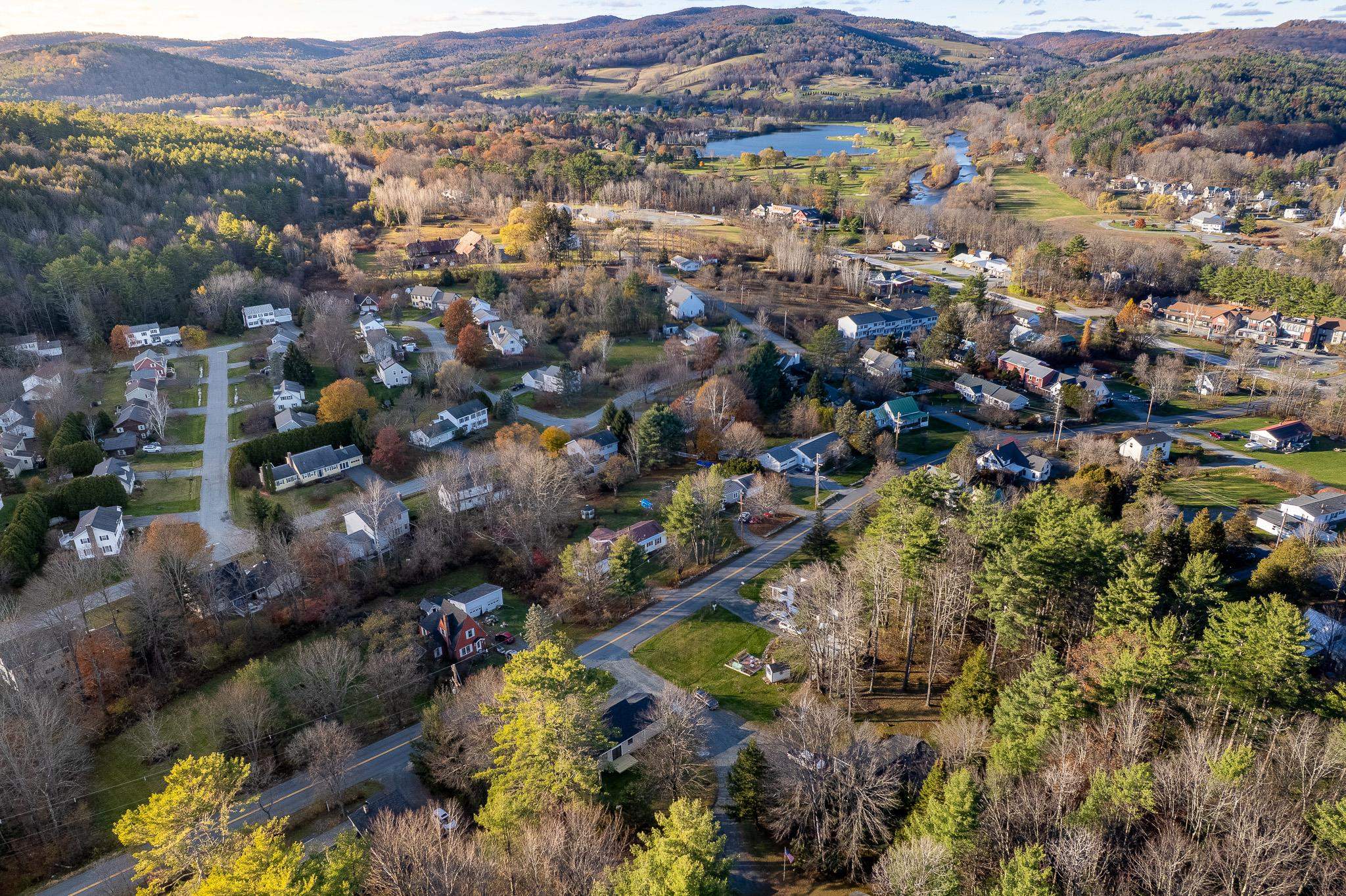 216 Quechee-Hartland Road Hartford, VT 05001 - Photo 26 of 29
