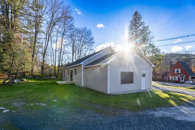 $499,000 | 216 Quechee-Hartland Road, Hartford, VT 05001