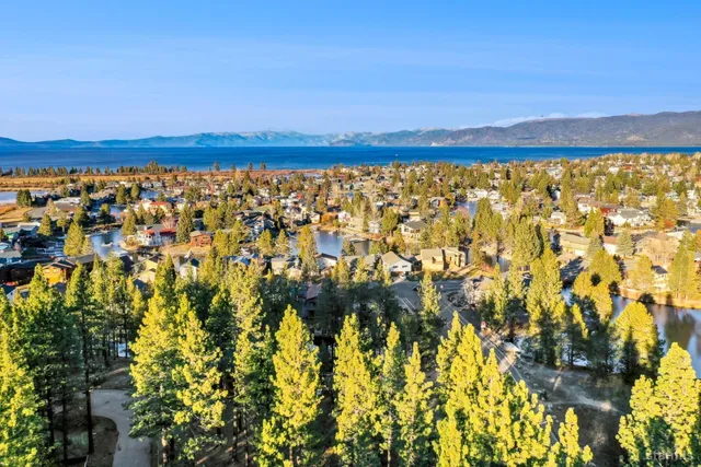 $764,800 | 2139 Lukins Way, South Lake Tahoe, CA 96150