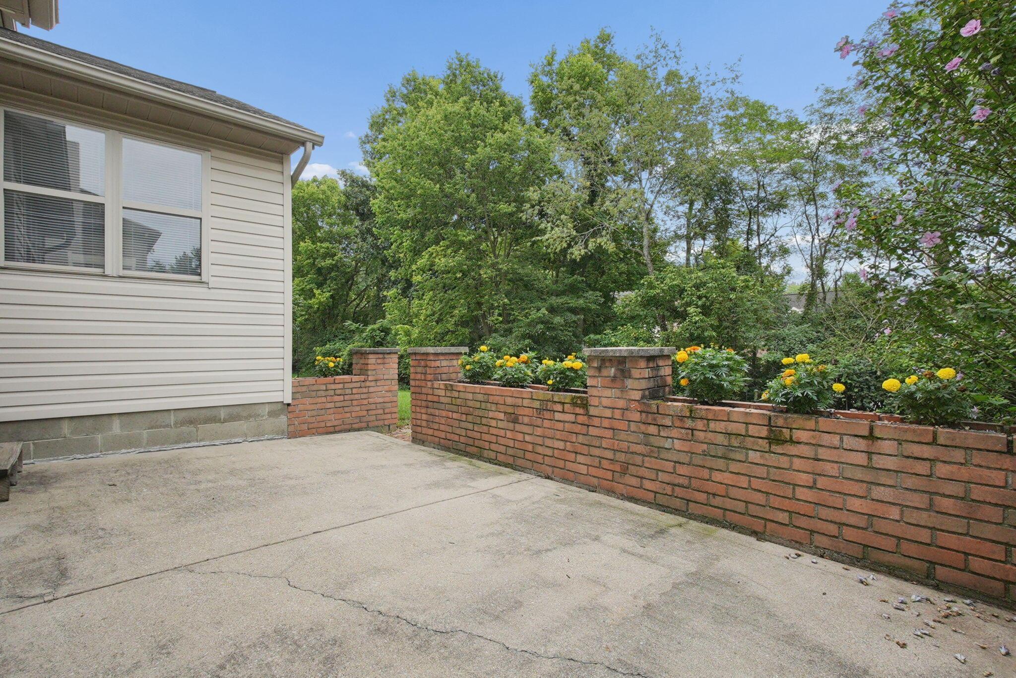 596 Ridenour Road Columbus, OH 43230 - Photo 43 of 53 44-web-or-mls-596-ridenour-rd