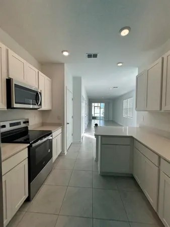 $1,890 | 20 Palmetto Rdg Road, St. Augustine, FL 32095