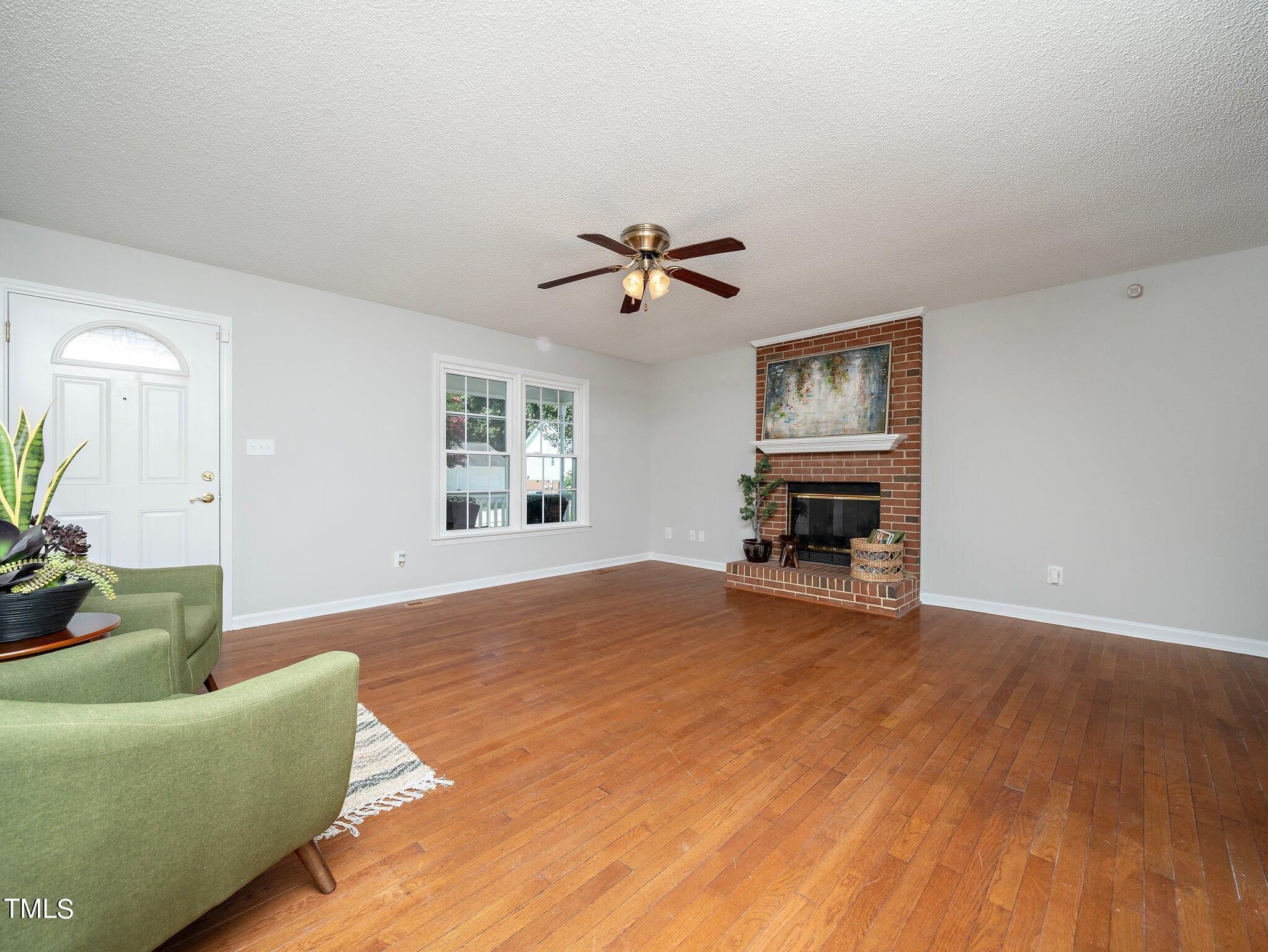 7-web-or-mls-3312 Castlegate-7