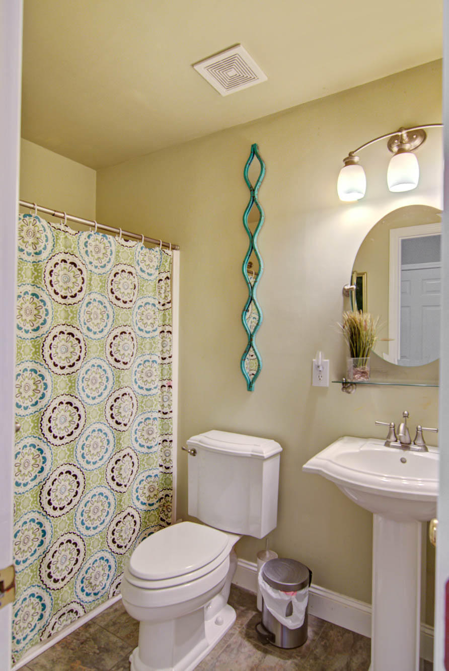 1009 Crooked Oak Road Summerville, SC 29485 - Photo 16 of 36 Downstairs Full Bathroom