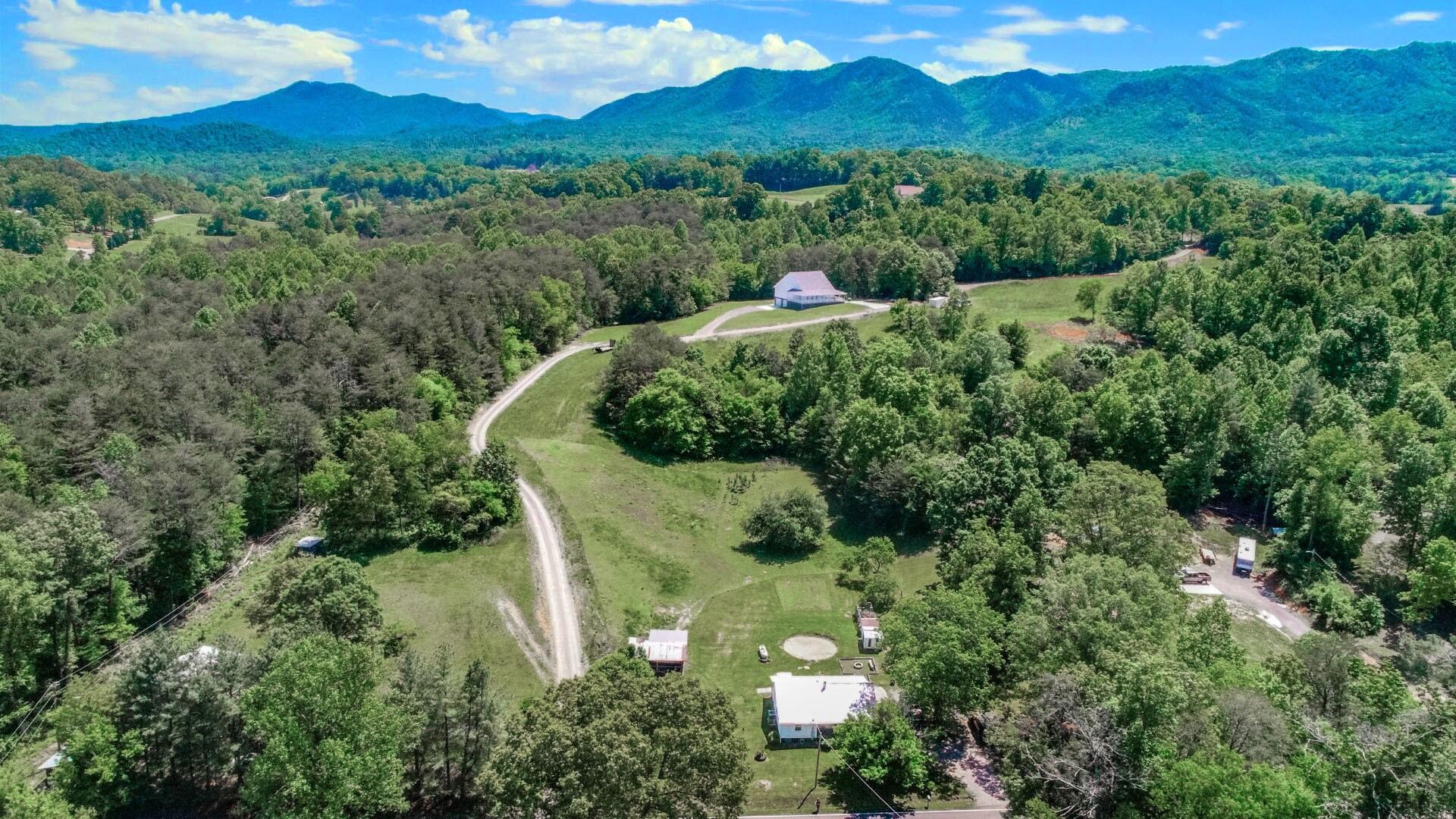 1405 Edwina Bridgeport Road Newport, TN 37821 - Photo 14 of 35 10ps