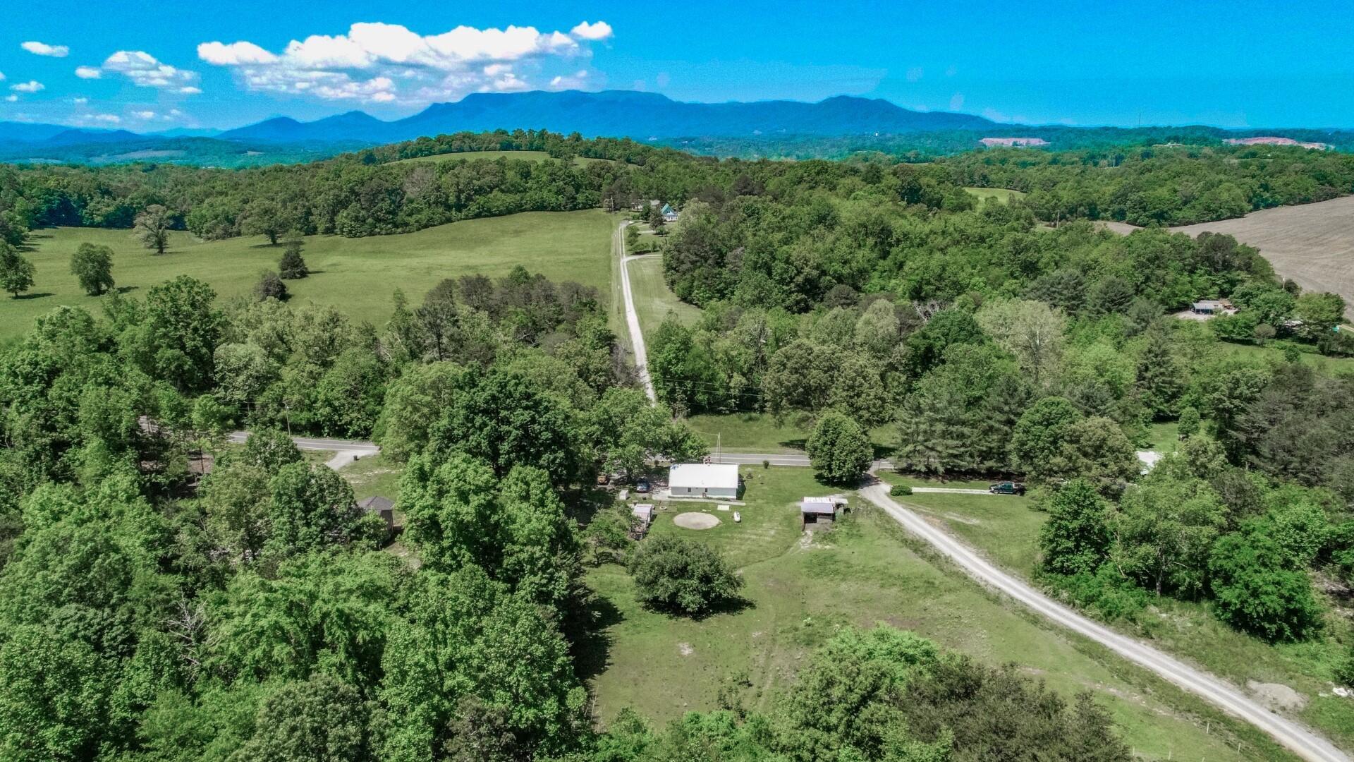 1405 Edwina Bridgeport Road Newport, TN 37821 - Photo 15 of 35 11