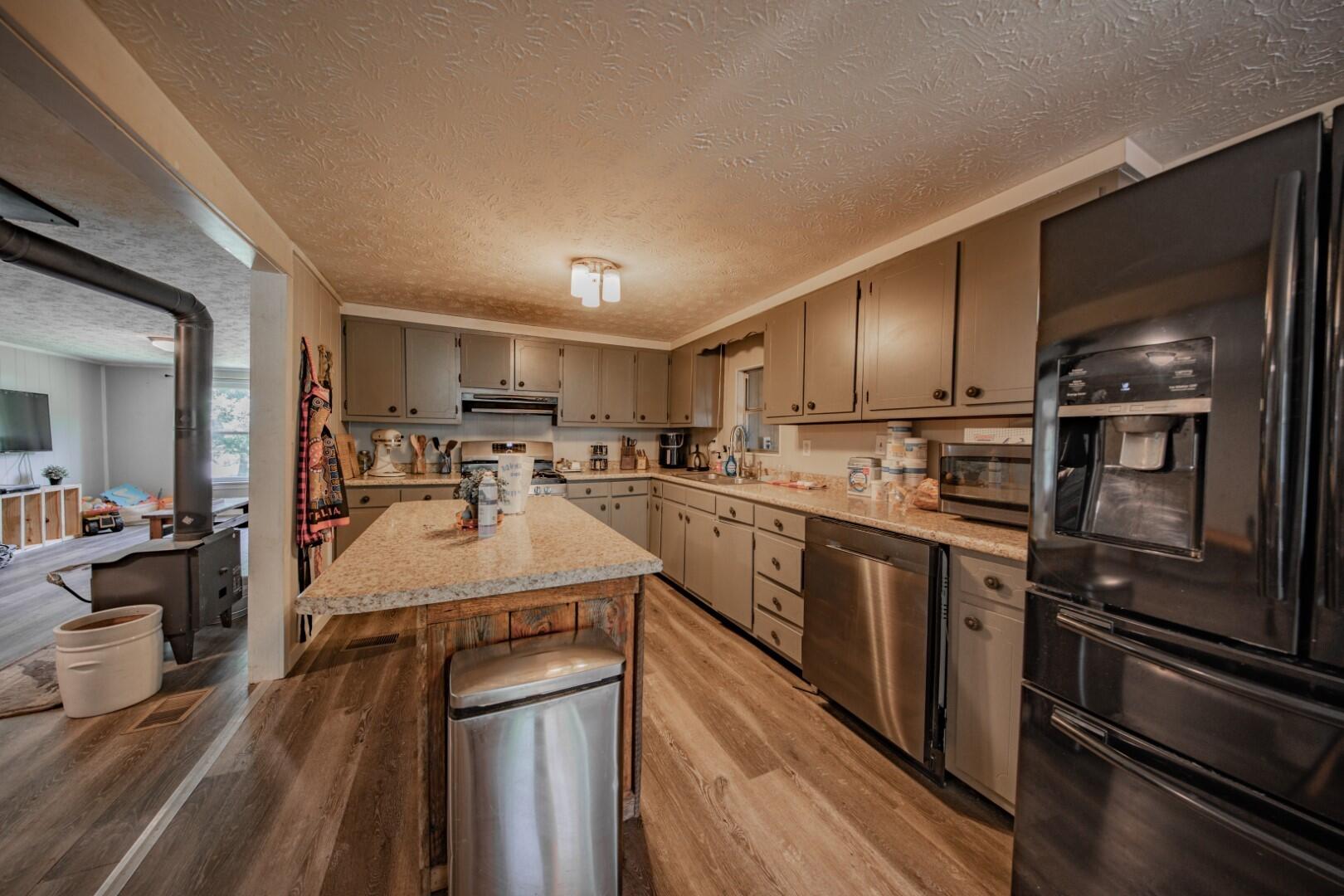 1405 Edwina Bridgeport Road Newport, TN 37821 - Photo 22 of 35 17