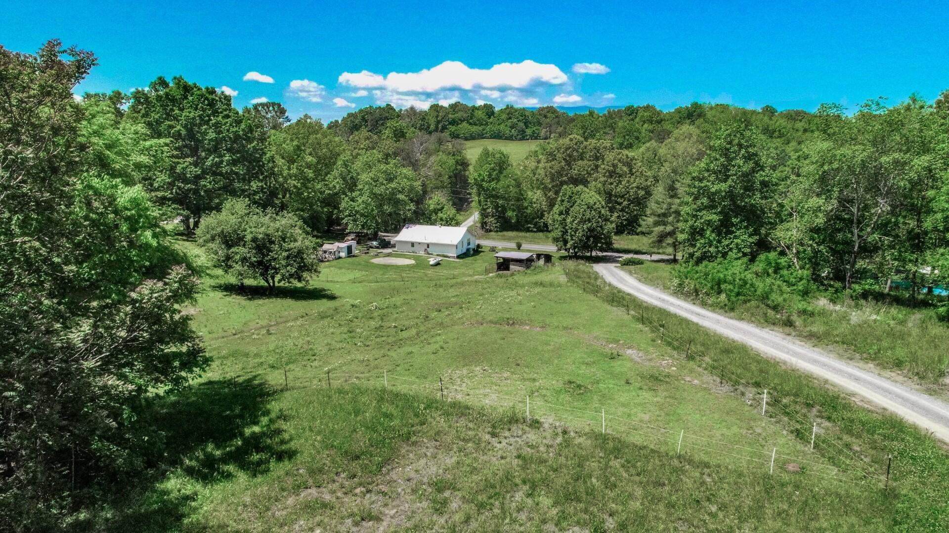 1405 Edwina Bridgeport Road Newport, TN 37821 - Photo 10 of 35 8.4