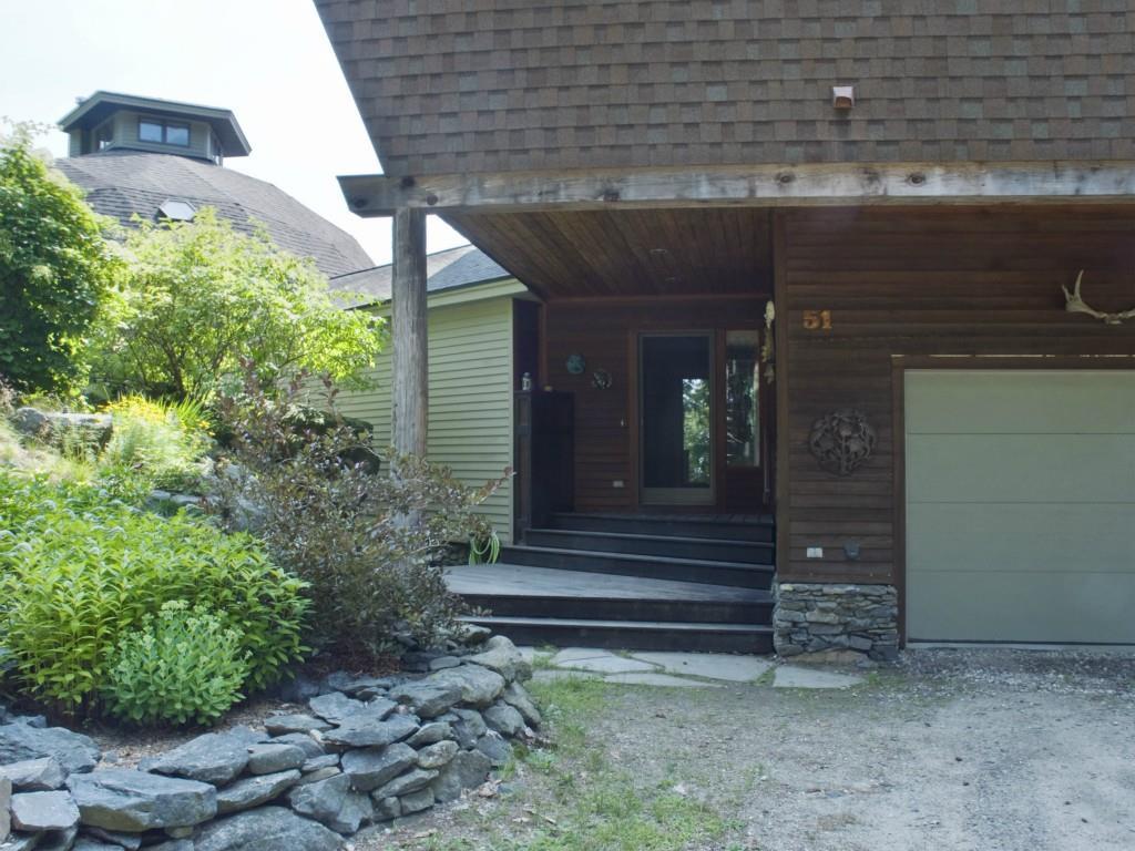 51 Woods Road Portland, ME 04108 - Photo 3 of 29 Entry and garage