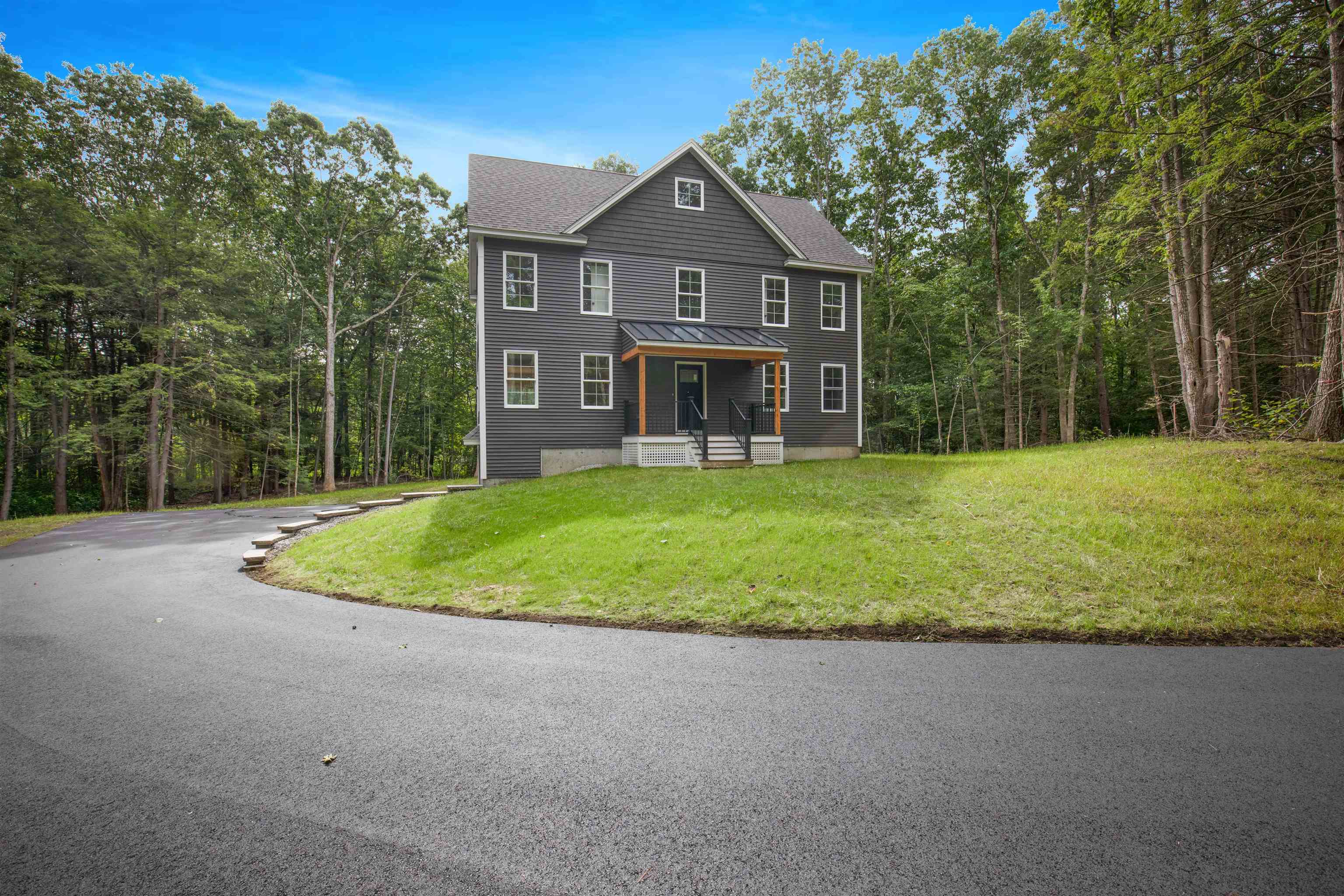 113 Danville Road Hampstead, NH 03826 - Photo 2 of 32