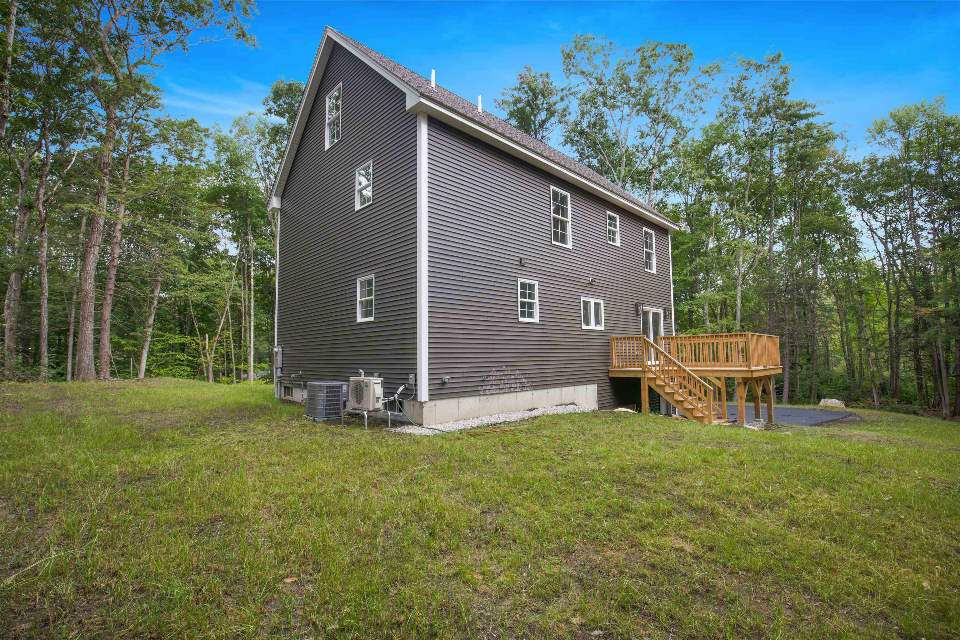 113 Danville Road Hampstead, NH 03826 - Photo 25 of 32