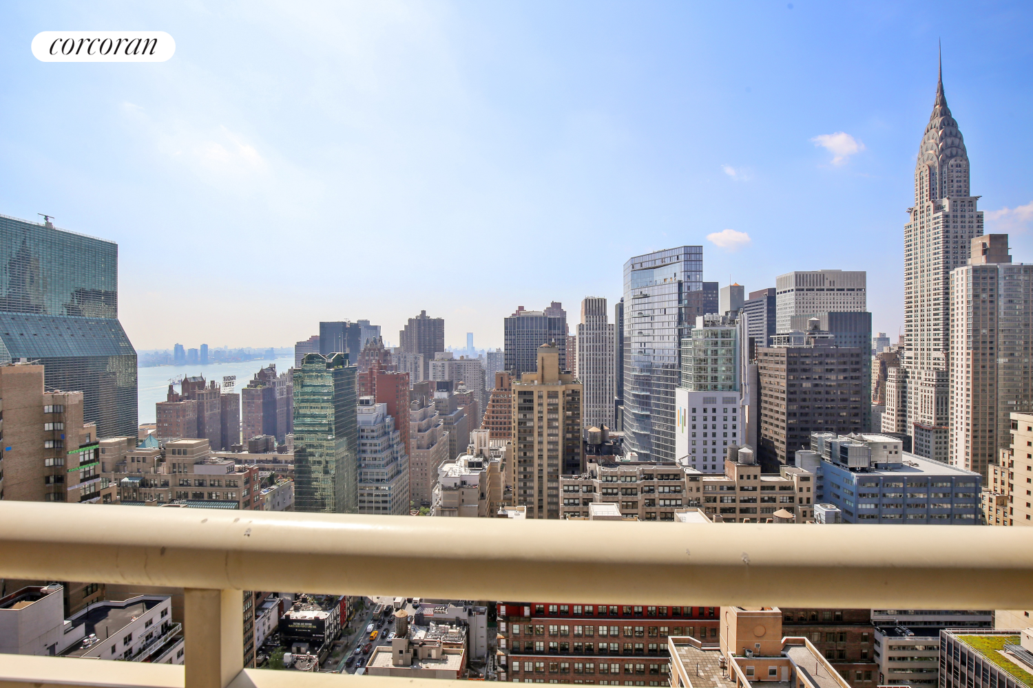 236 East 47th Street, Unit PH1A Manhattan, NY 10017 - Photo 4 of 9 a view of a city view