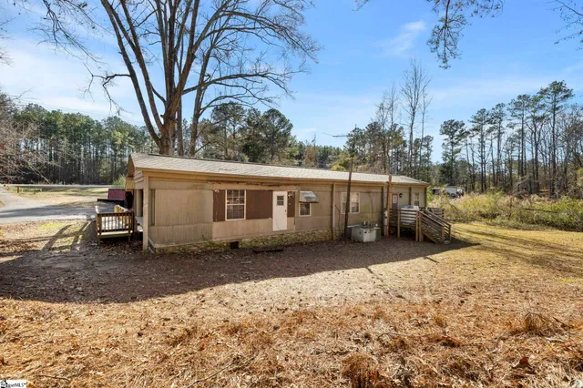$180,000 | 2728 Indian Mound Road, Laurens, SC 29360