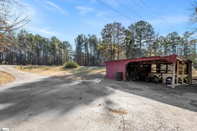 $180,000 | 2728 Indian Mound Road, Laurens, SC 29360