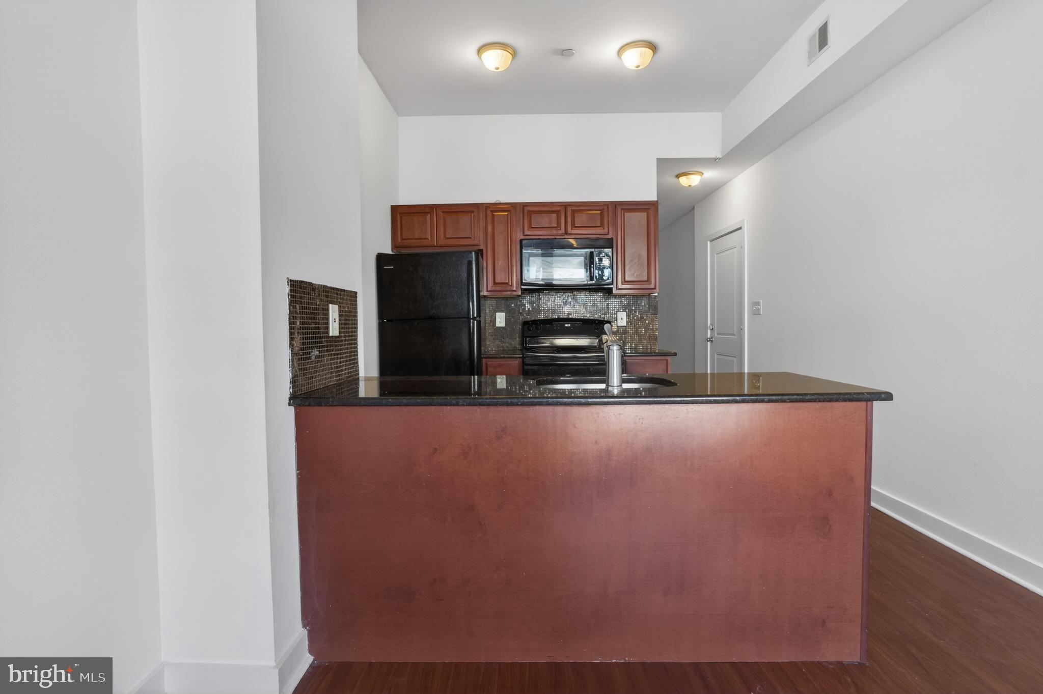 6022 Market Street, Unit 2 Philadelphia, PA 19139 - Photo 3 of 15