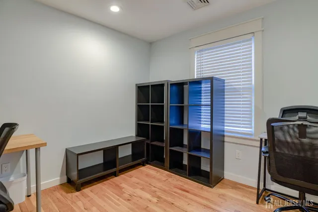 $4,000 | 30 Clara Drive, Piscataway, NJ 08854