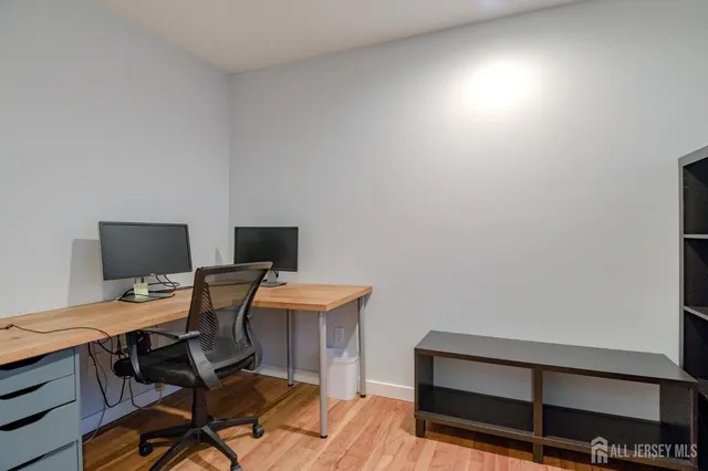 $4,000 | 30 Clara Drive, Piscataway, NJ 08854