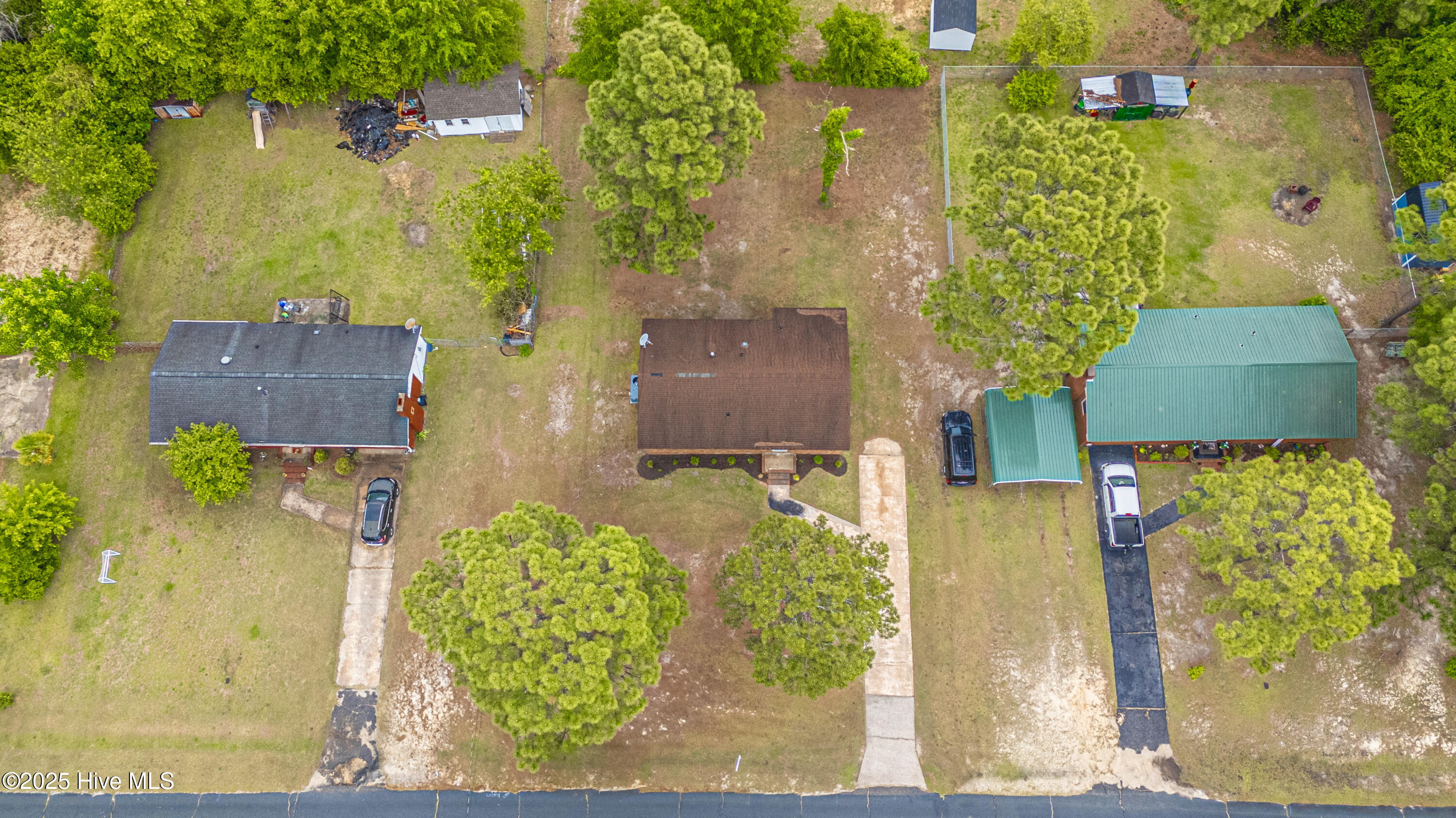 137 Pinecrest Trail Rockingham, NC 28379 - Photo 33 of 35 DJI_20250507153219_0024_D