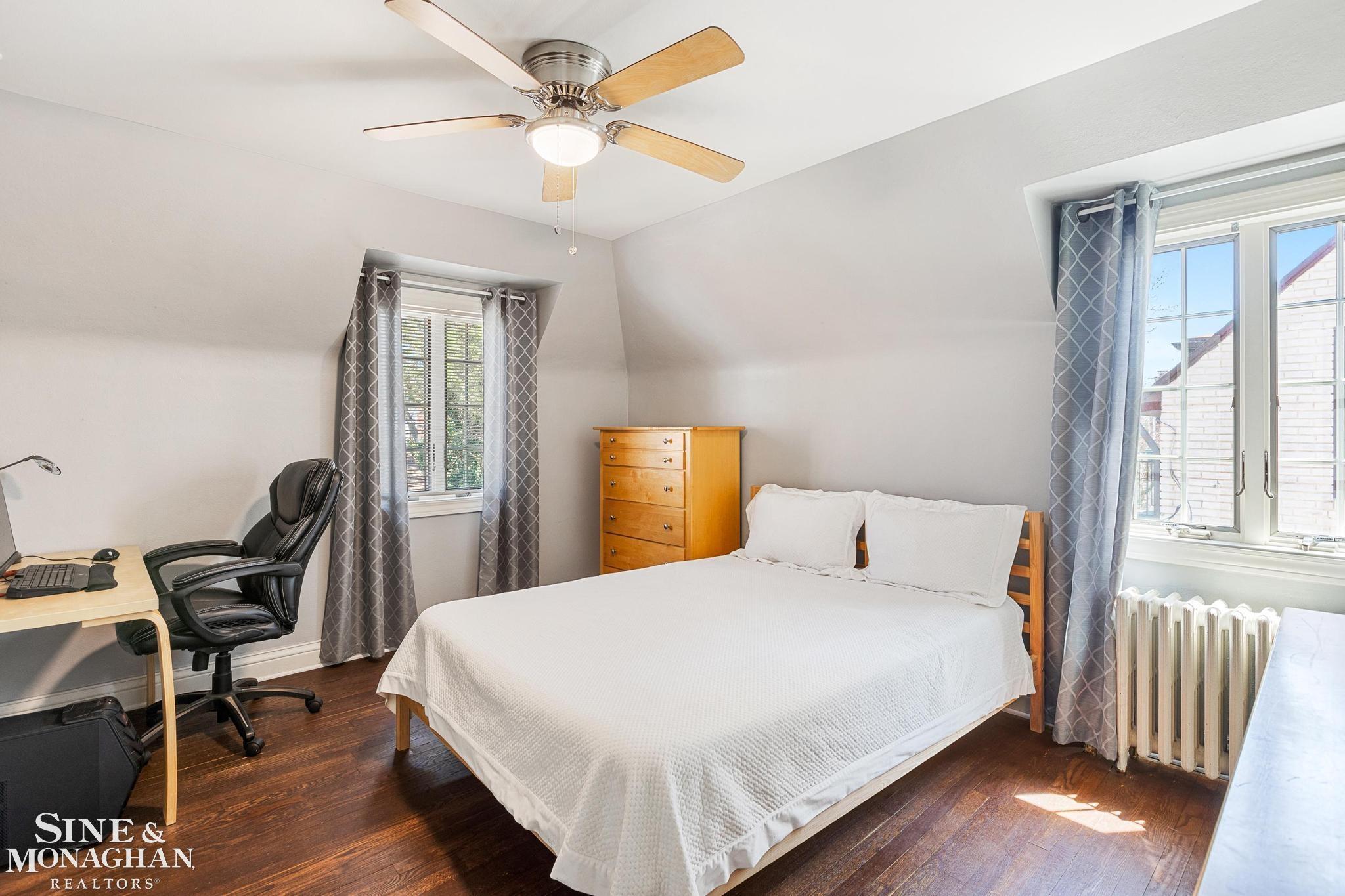190 Fisher Road Grosse Pointe, MI 48230 - Photo 25 of 37 50106412-24.JPG