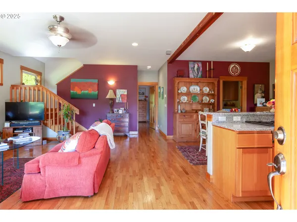 $799,000 | 3056 Highway 35, Hood River, OR 97031