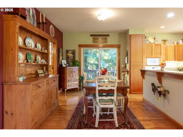 $799,000 | 3056 Highway 35, Hood River, OR 97031