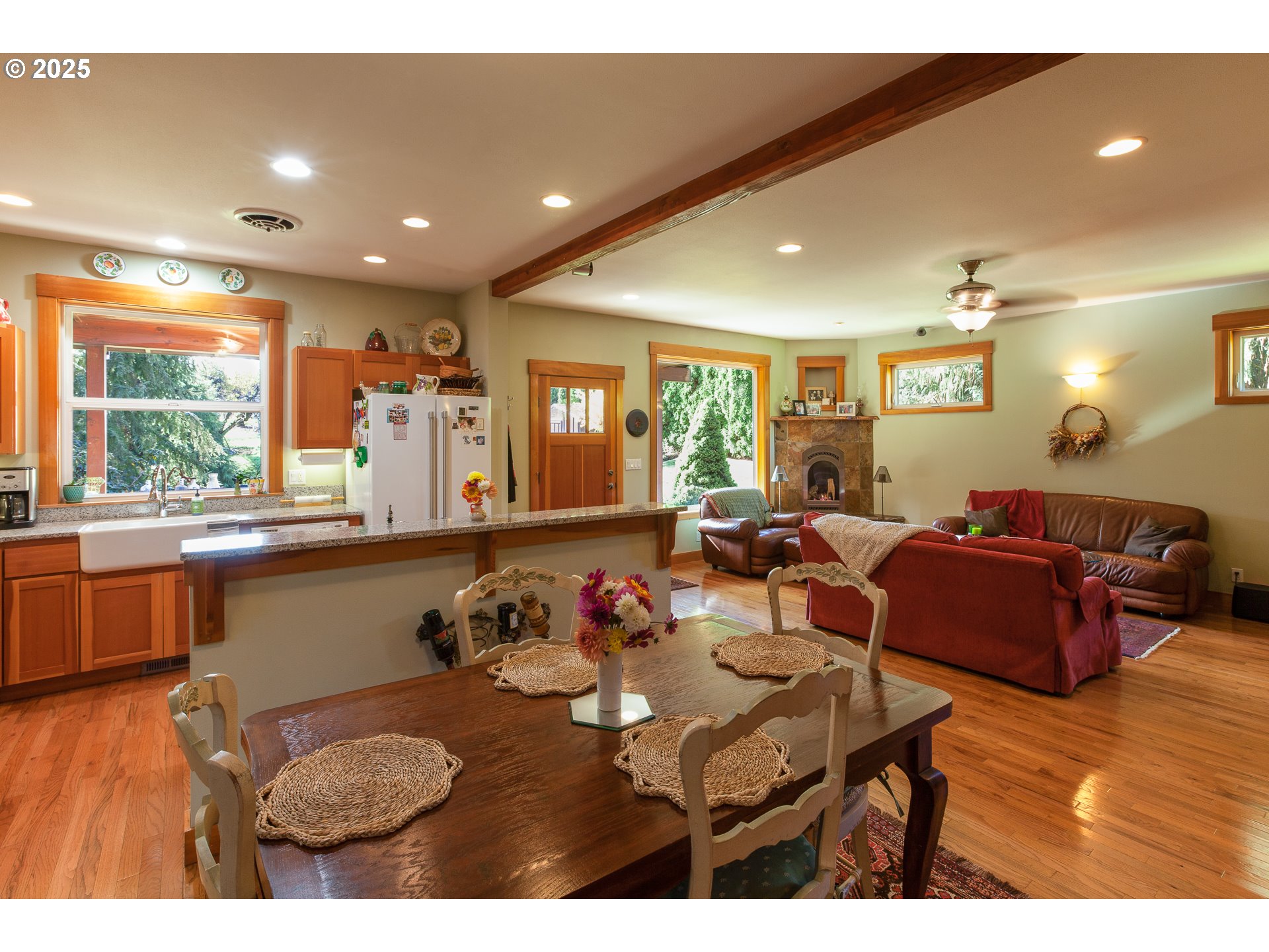 3056 Highway 35 Hood River, OR 97031 - Photo 27 of 48