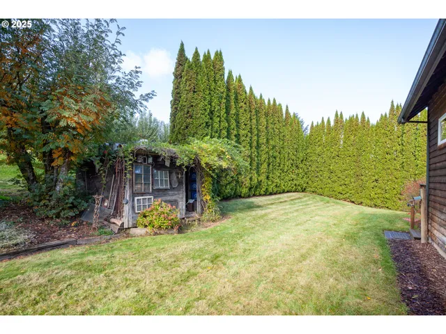 $825,000 | 3056 Highway 35, Hood River, OR 97031