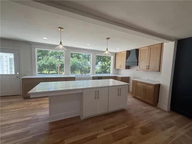 $740,000 | 6941 Nall Avenue, Prairie Village, KS 66208