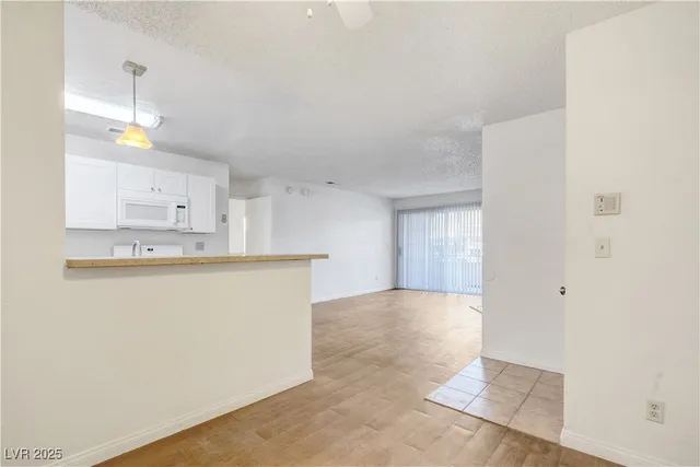 $1,150 | 2200 South Fort Apache Road, Unit 1059, Las Vegas, NV 89117