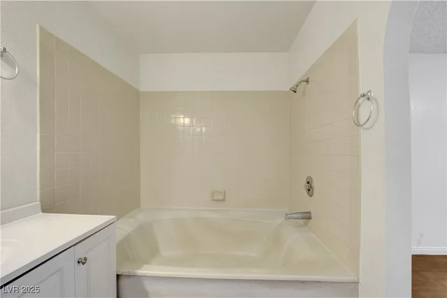 $1,150 | 2200 South Fort Apache Road, Unit 1059, Las Vegas, NV 89117