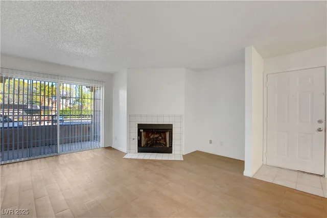 $1,150 | 2200 South Fort Apache Road, Unit 1059, Las Vegas, NV 89117