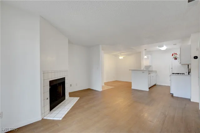 $1,150 | 2200 South Fort Apache Road, Unit 1059, Las Vegas, NV 89117
