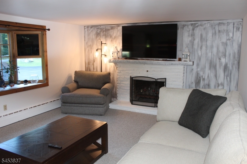 4435 Rudetown Road Hamburg, NJ 07419 - Photo 10 of 31 Gallery Image 10
