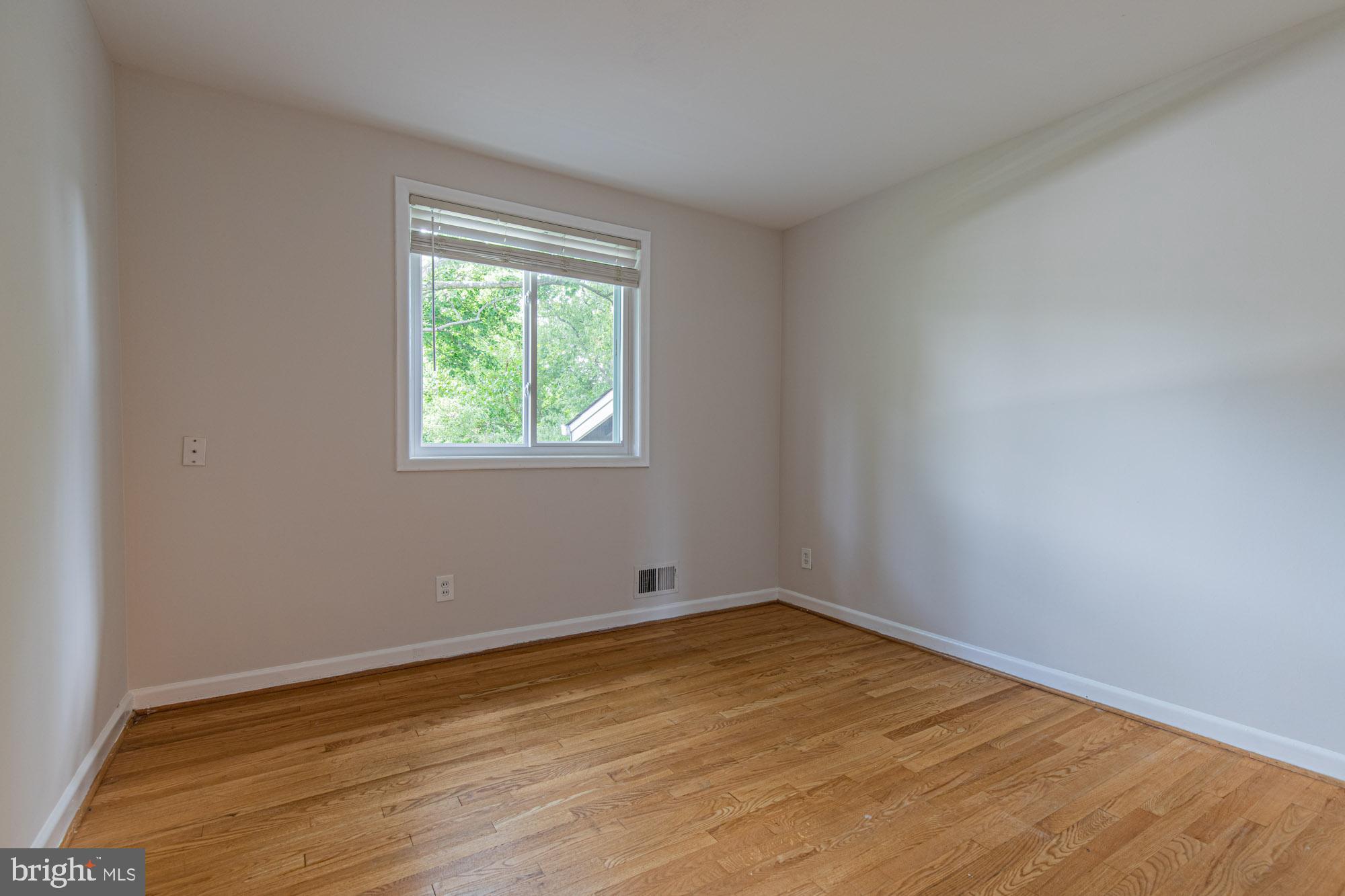 411 Torrington Place Silver Spring, MD 20901 - Photo 26 of 47 Gallery Image 26