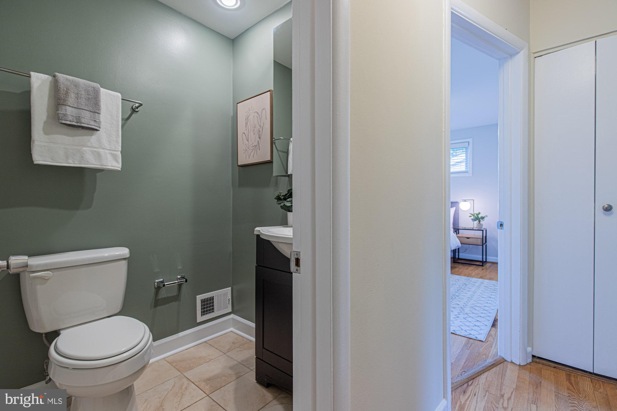 411 Torrington Place Silver Spring, MD 20901 - Photo 28 of 47 Gallery Image 28