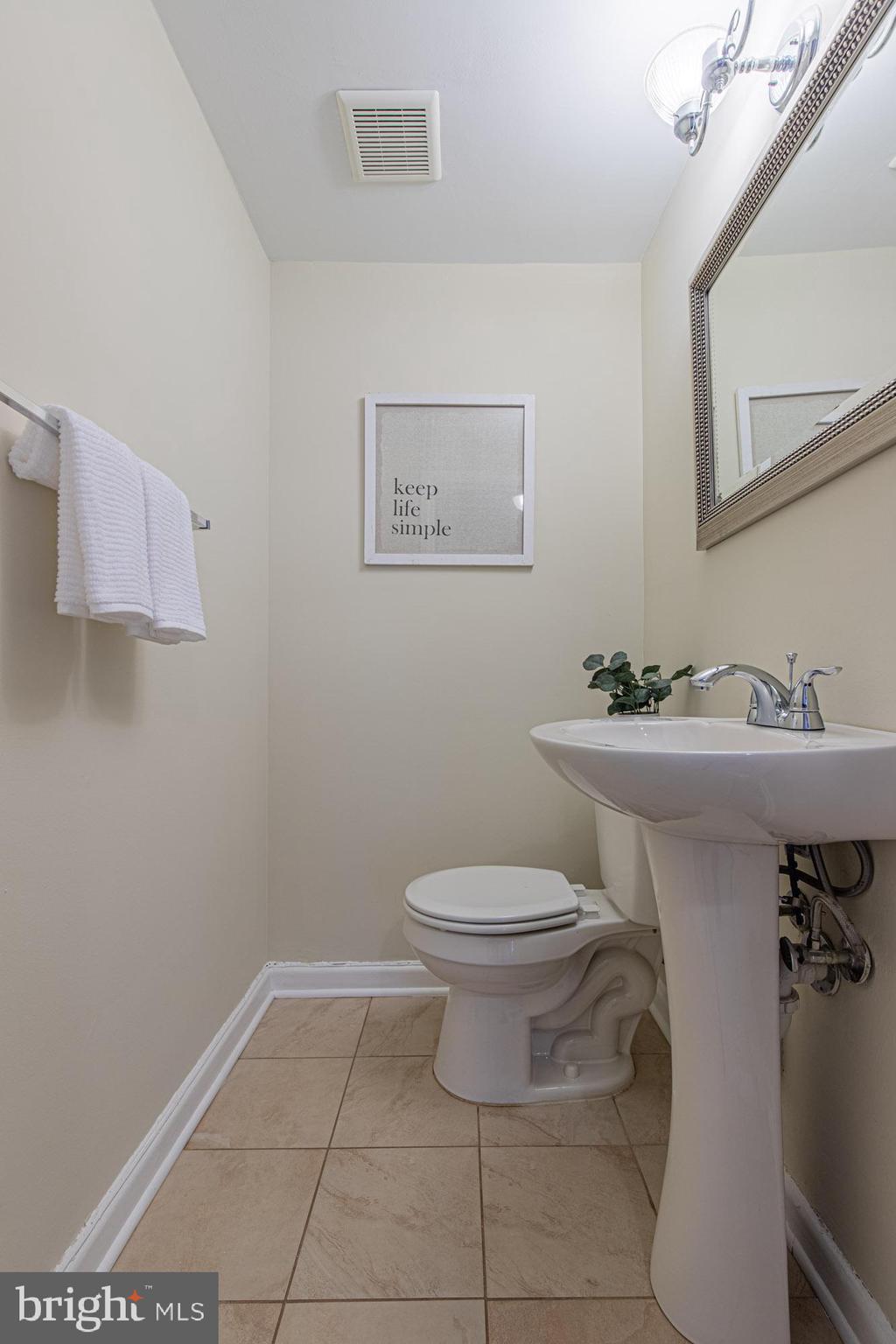 411 Torrington Place Silver Spring, MD 20901 - Photo 33 of 47 Gallery Image 33